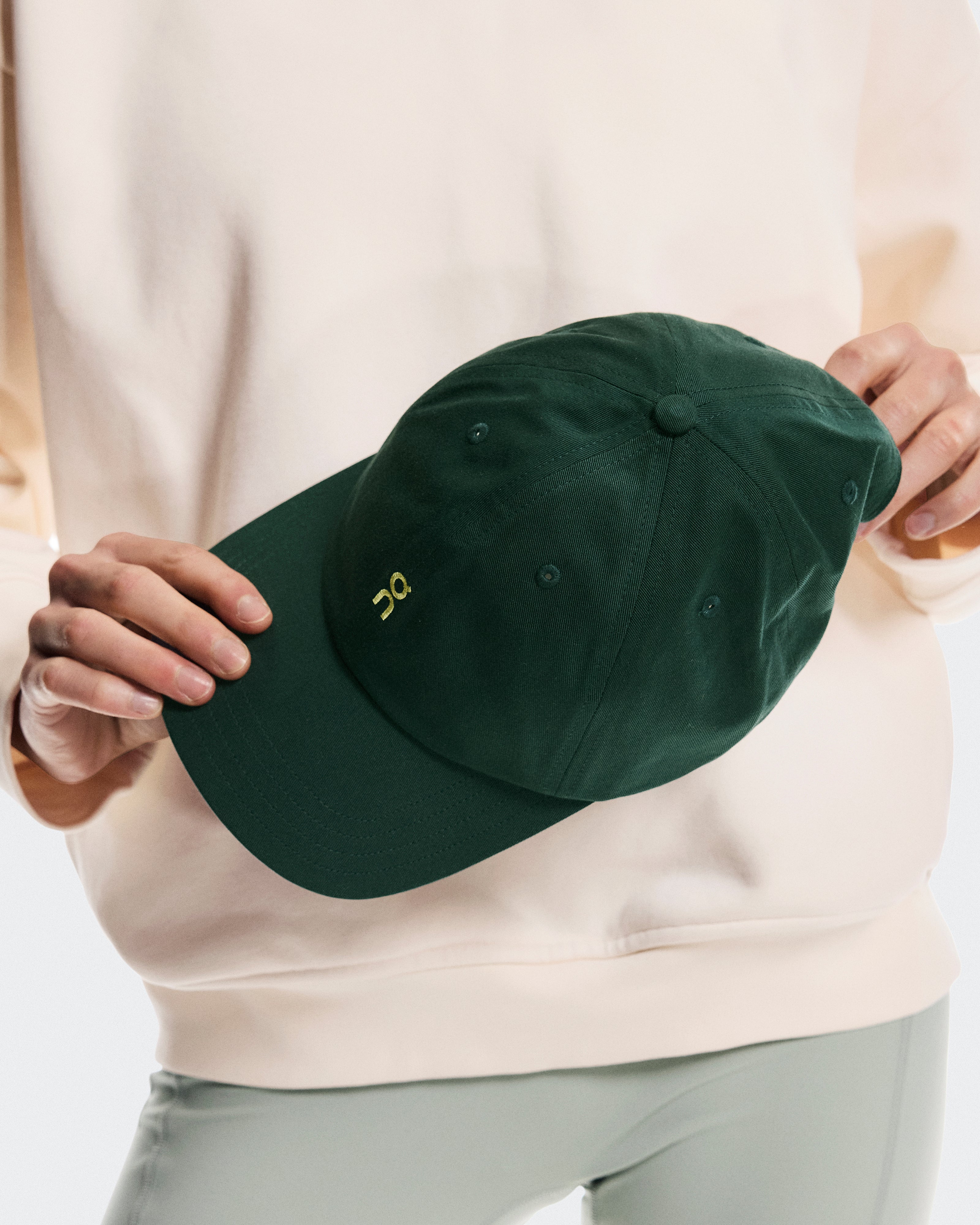 On All-Day Cap Obsidian