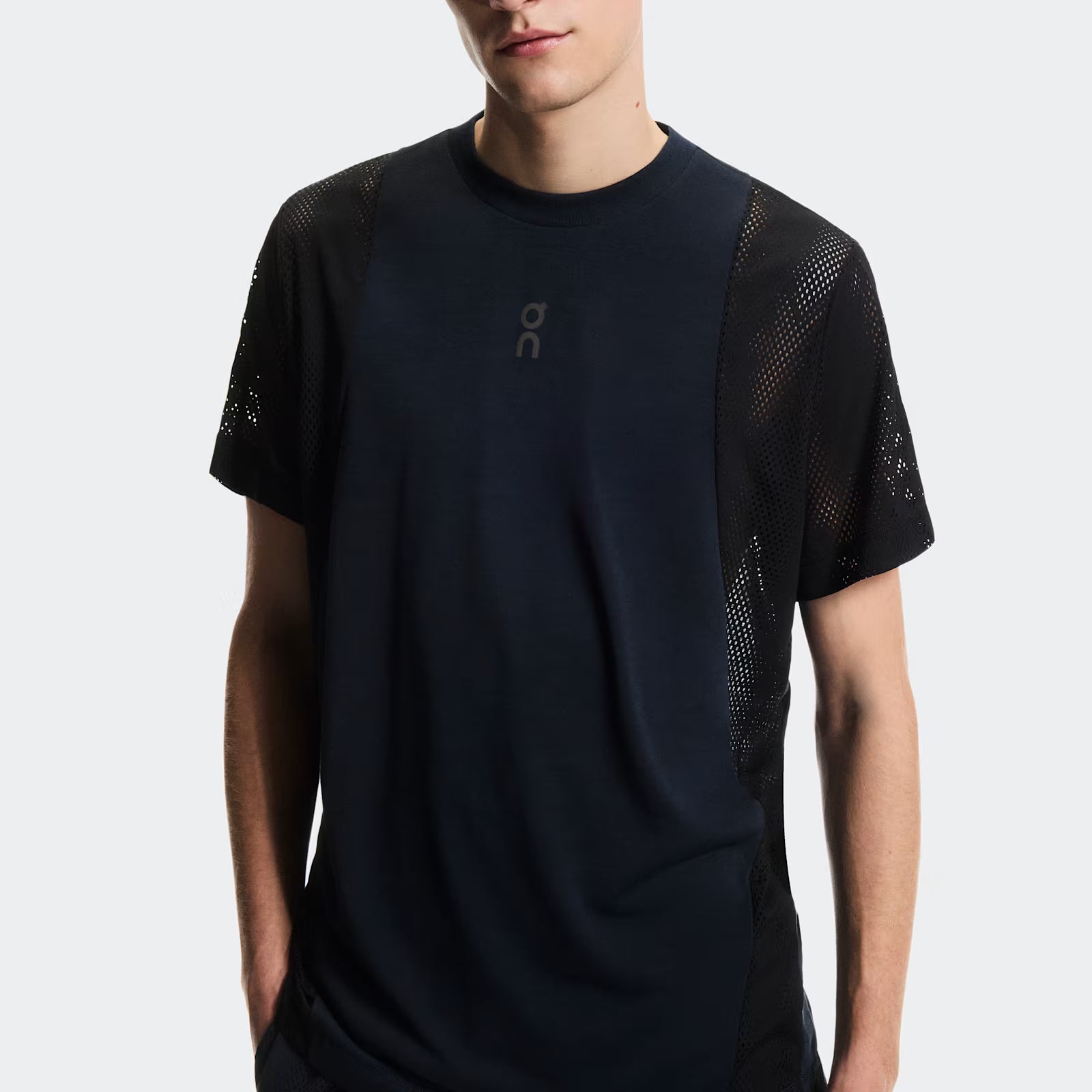 On Train Volt-T Navy