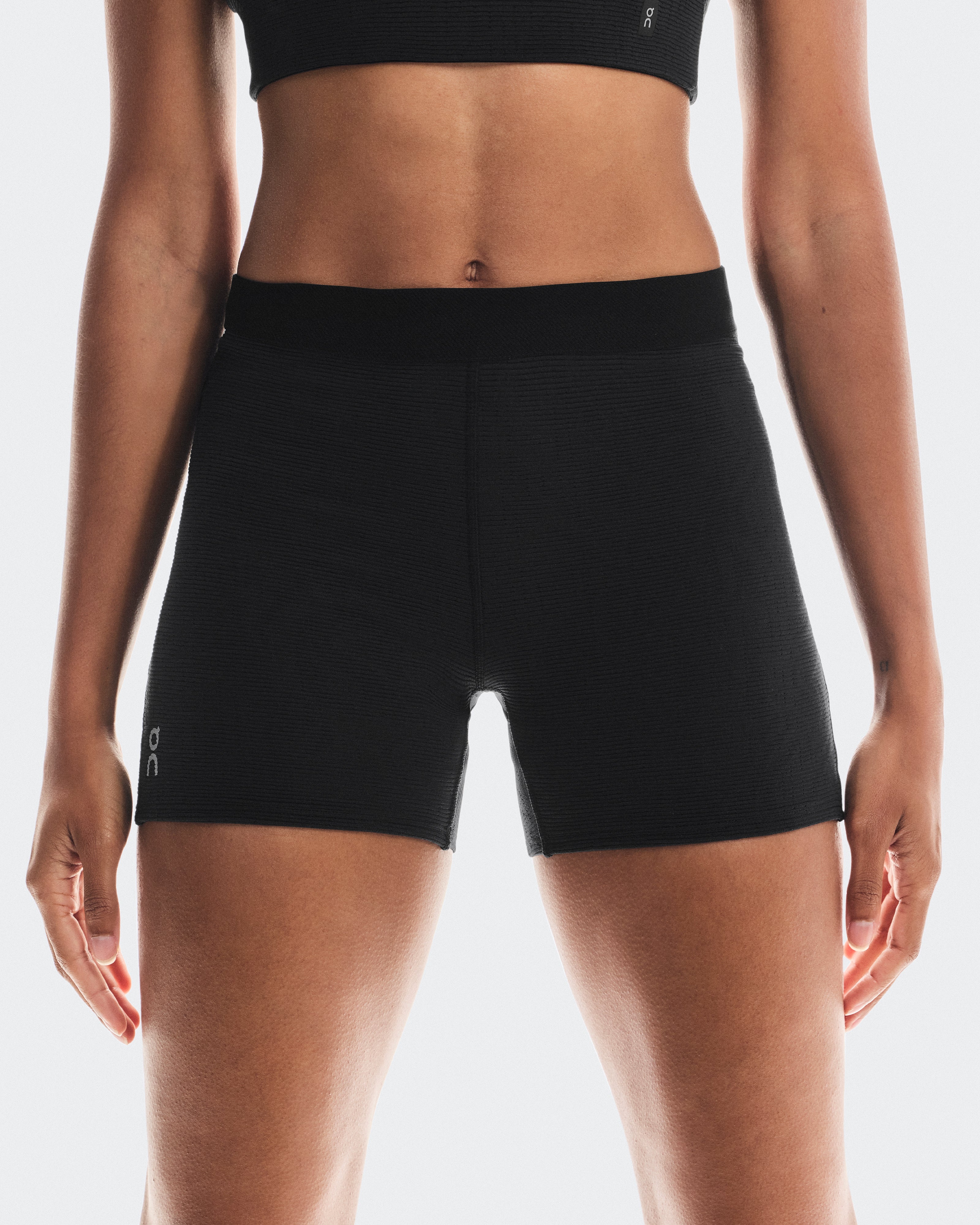 On Pace Tights Short Black (Women'S)
