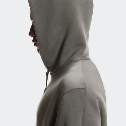 On Focus Tech Hoodie Shadow