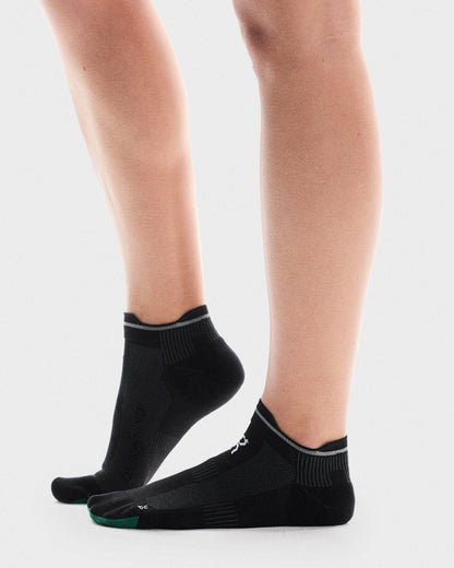 On Elite Run Sock Low Black | Magnet