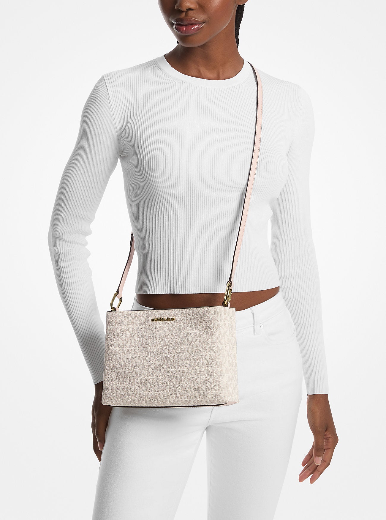 Trisha Medium Logo Crossbody Bag Pwd Blsh Mlt Pwd Blsh Mlt
