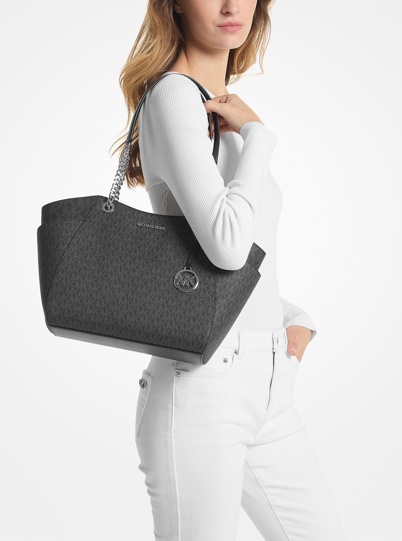 Jet Set Large Signature Logo Shoulder Bag Black Black