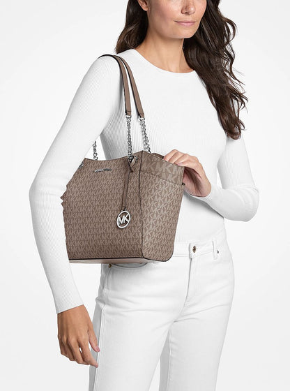 Jet Set Large Signature Logo Shoulder Bag Mushroom Mushroom