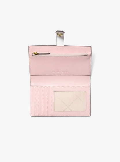 Greenwich Medium Signature Logo Wallet Pwd Blsh Mlt Pwd Blsh Mlt