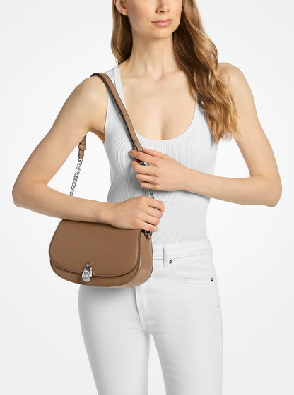 Mila Medium Leather Messenger Bag Driftwood Driftwood