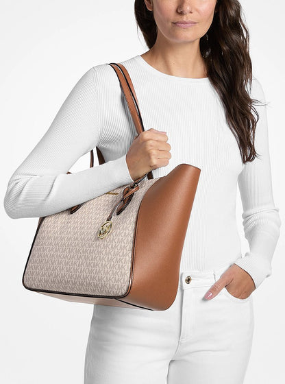 Jet Set Travel Large Signature Logo 3-in-1 Tote Bag Vanilla Vanilla