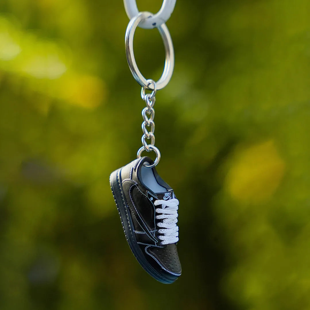 3D sneaker keychain NIke AJ1 Low Travis Phantom