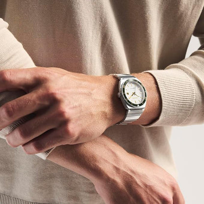 Movado Heritage Ondoplan Men Automatic White Dial Analog Stainless Steel Watch 3650243
