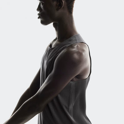 On Race Singlet Iron