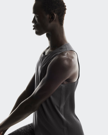 On Race Singlet Iron