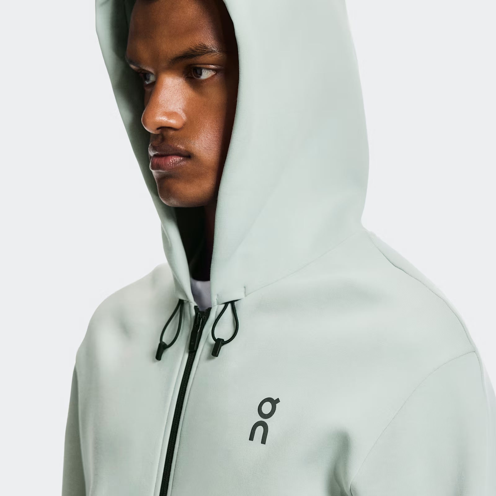 On Focus Tech Zip Hoodie Mineral