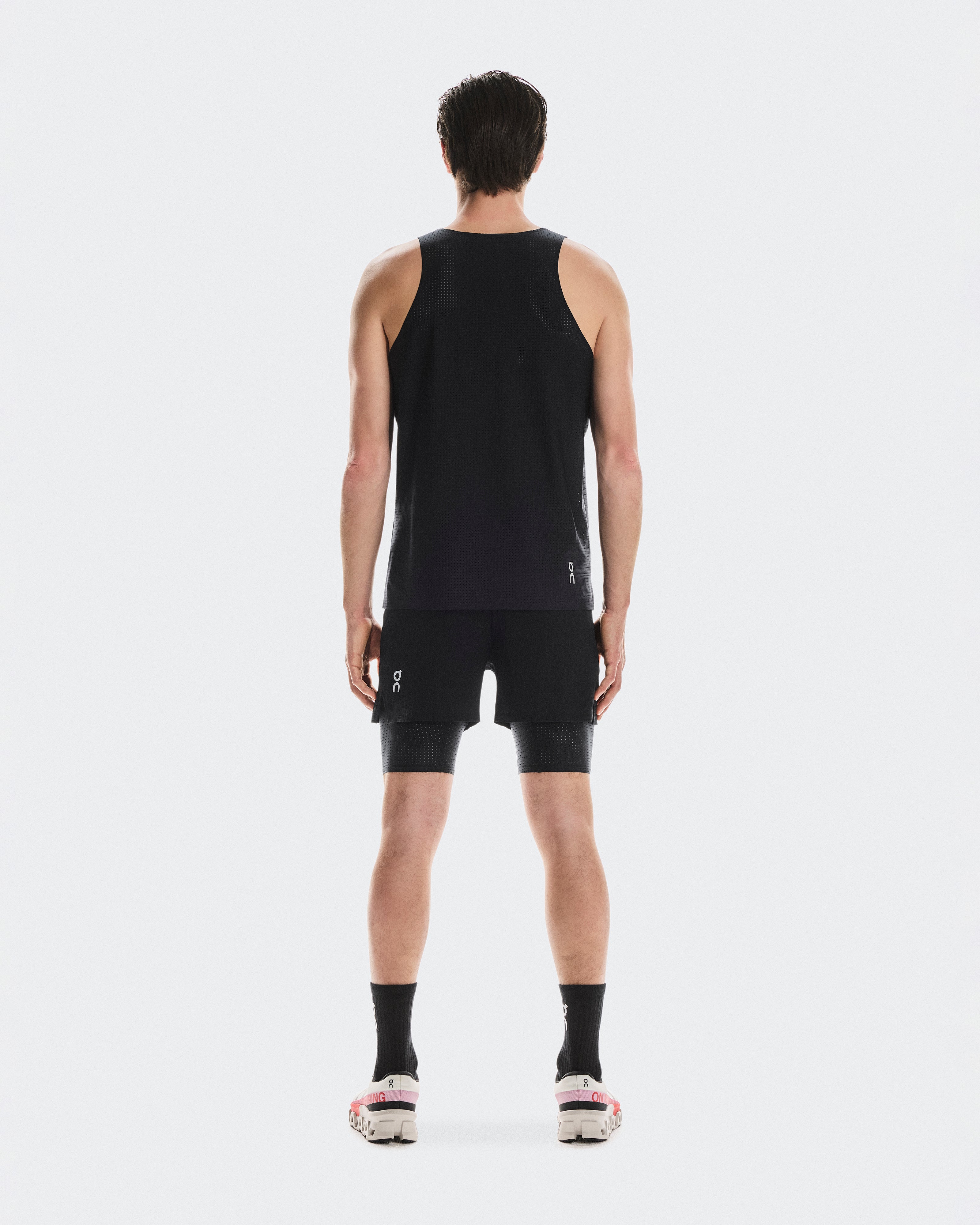 On Pace Tank Black