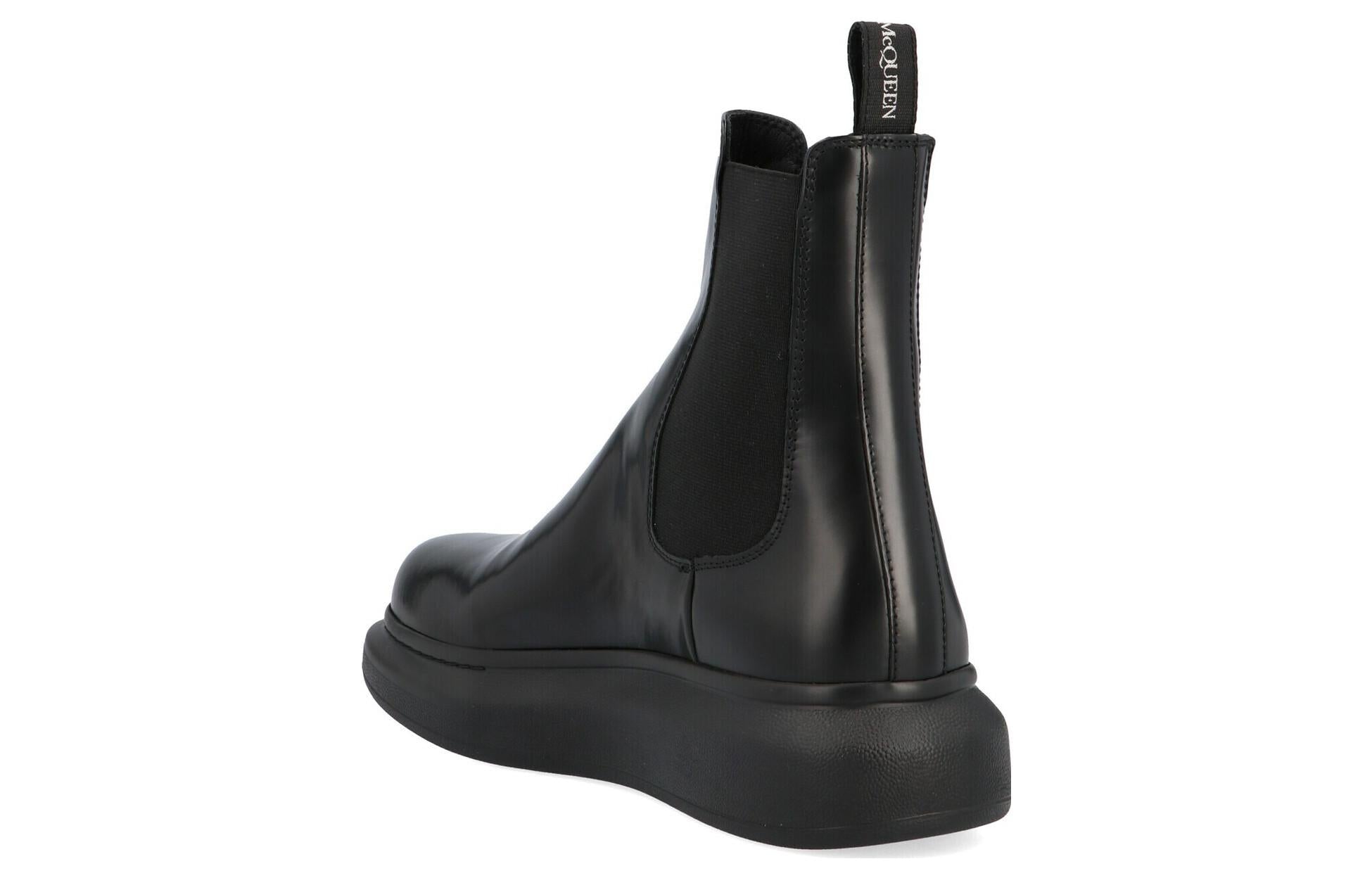 Alexander McQueen Hybrid Chelsea Boot Black
