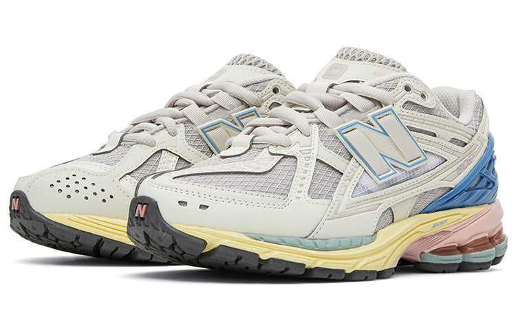 スニーカー New Balance 1906U New Balance 1906 Utility スニーカー | グレー | FARFETCH JP