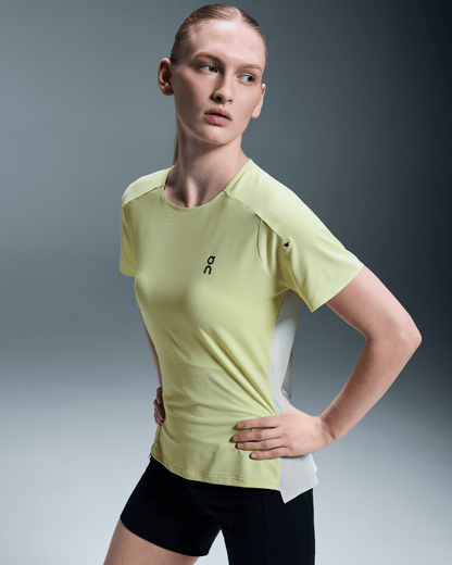 on performance-t Hay | Glacier (Women's)