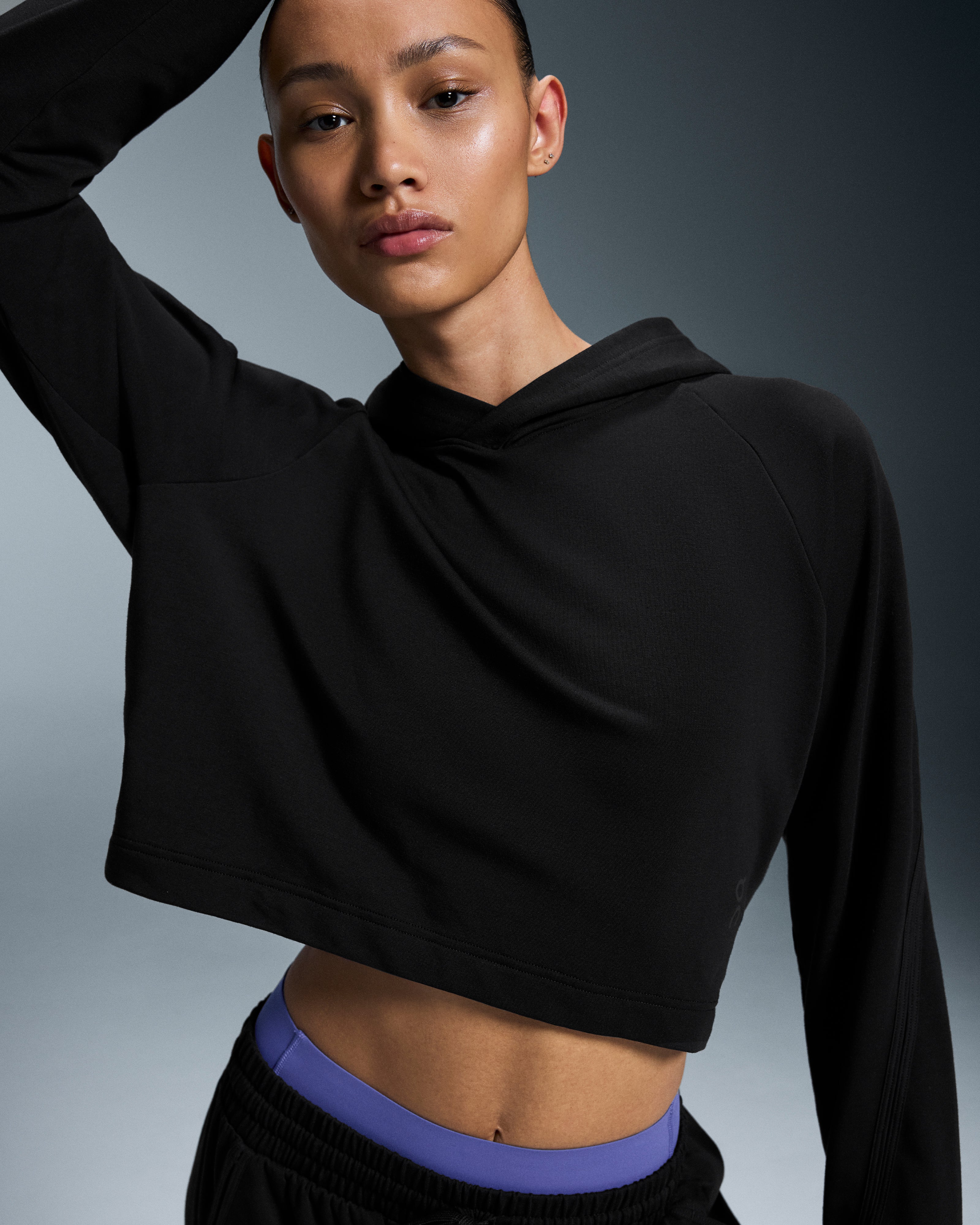 On Studio Hoodie Black (Women's)