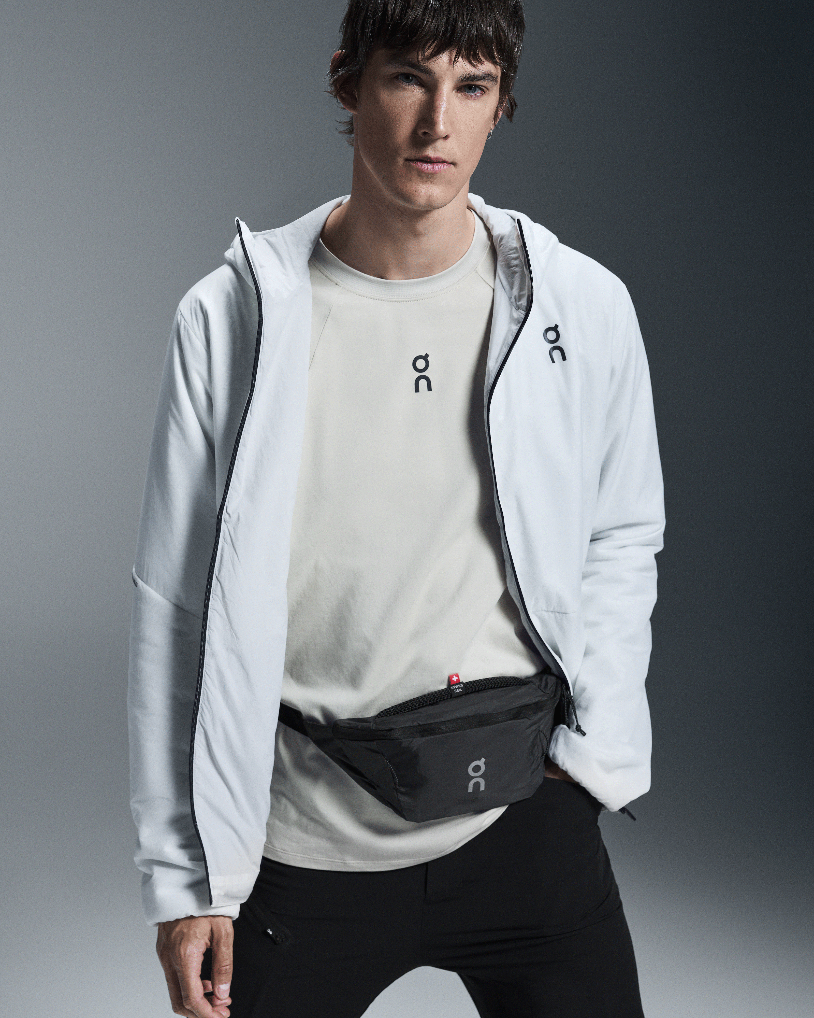 on trek jacket insulated White