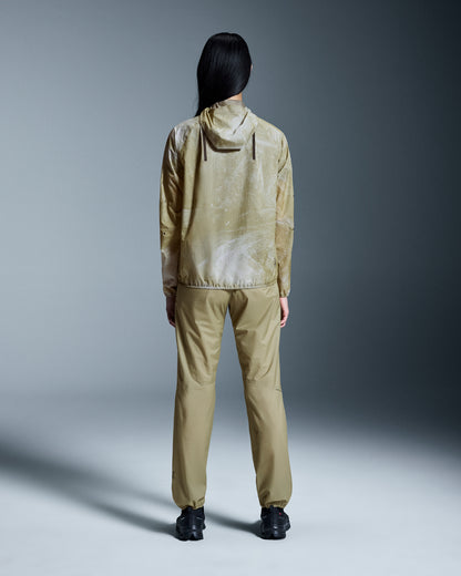 on ultra pants Caper (Women's)