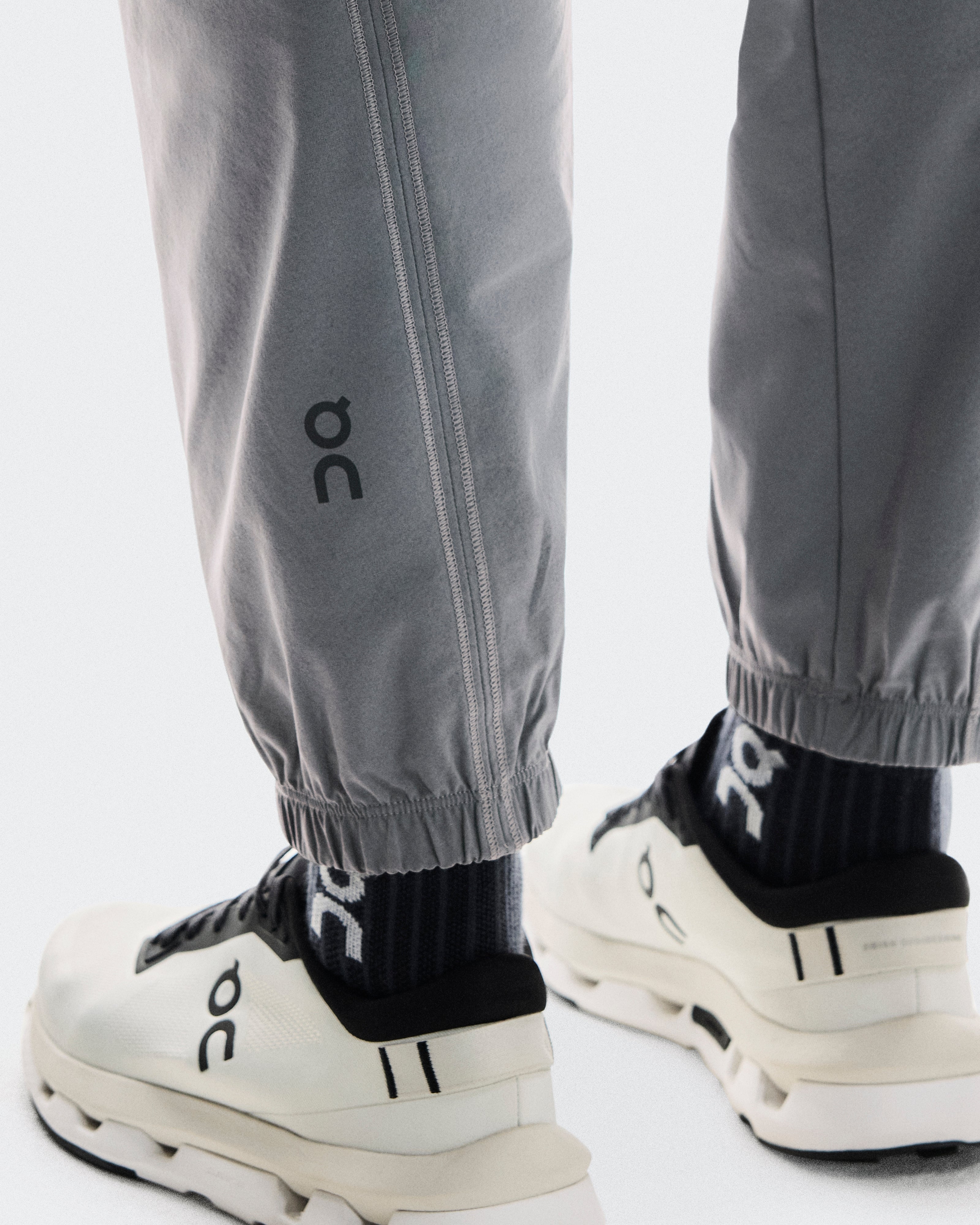 on focus pants Rock (Women's)