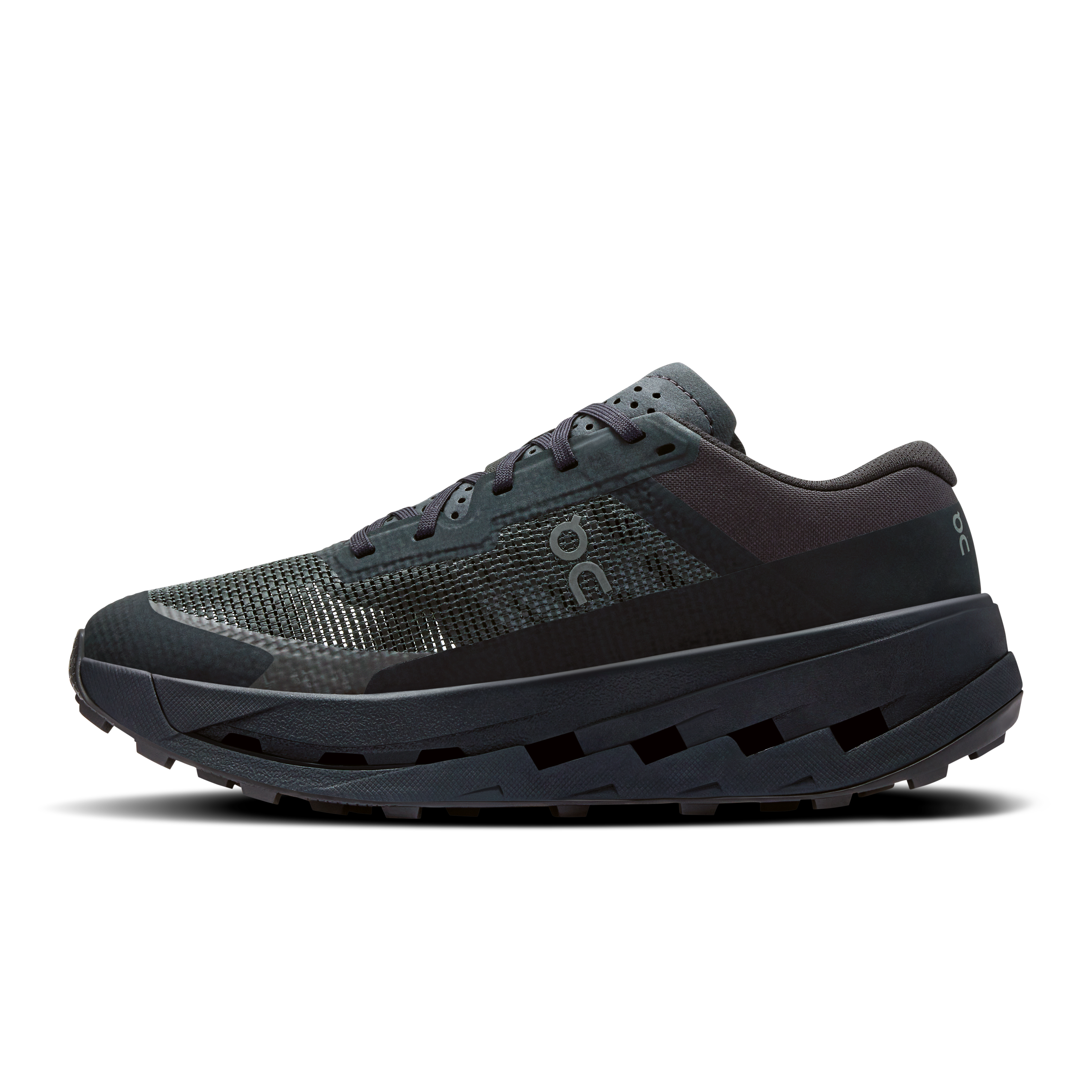 on running cloudultra 3 black (women's)