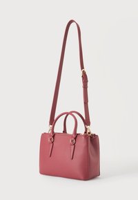 Valentino Handbag Ciliegia