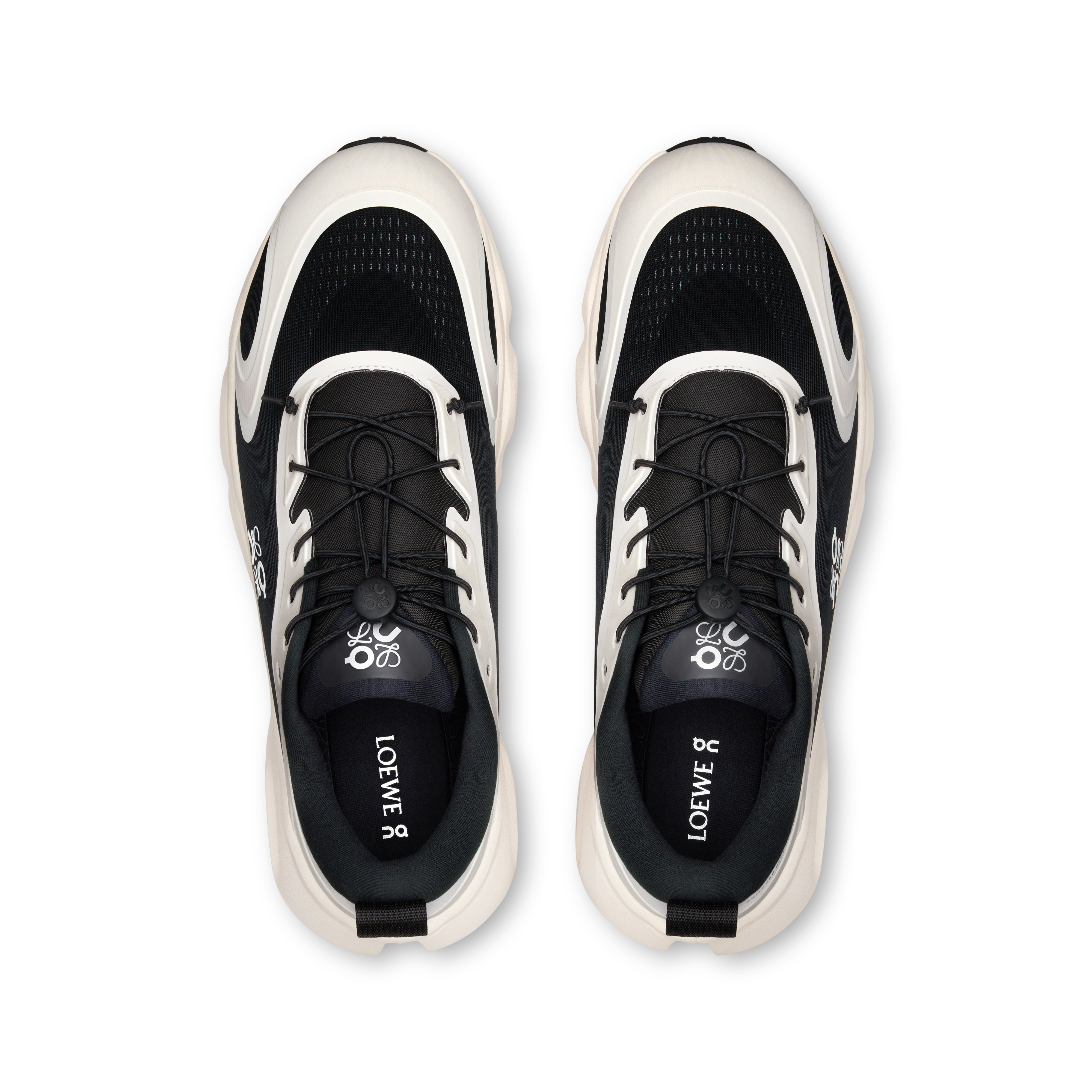 On Cloudsolo Loewe Black Eggshell