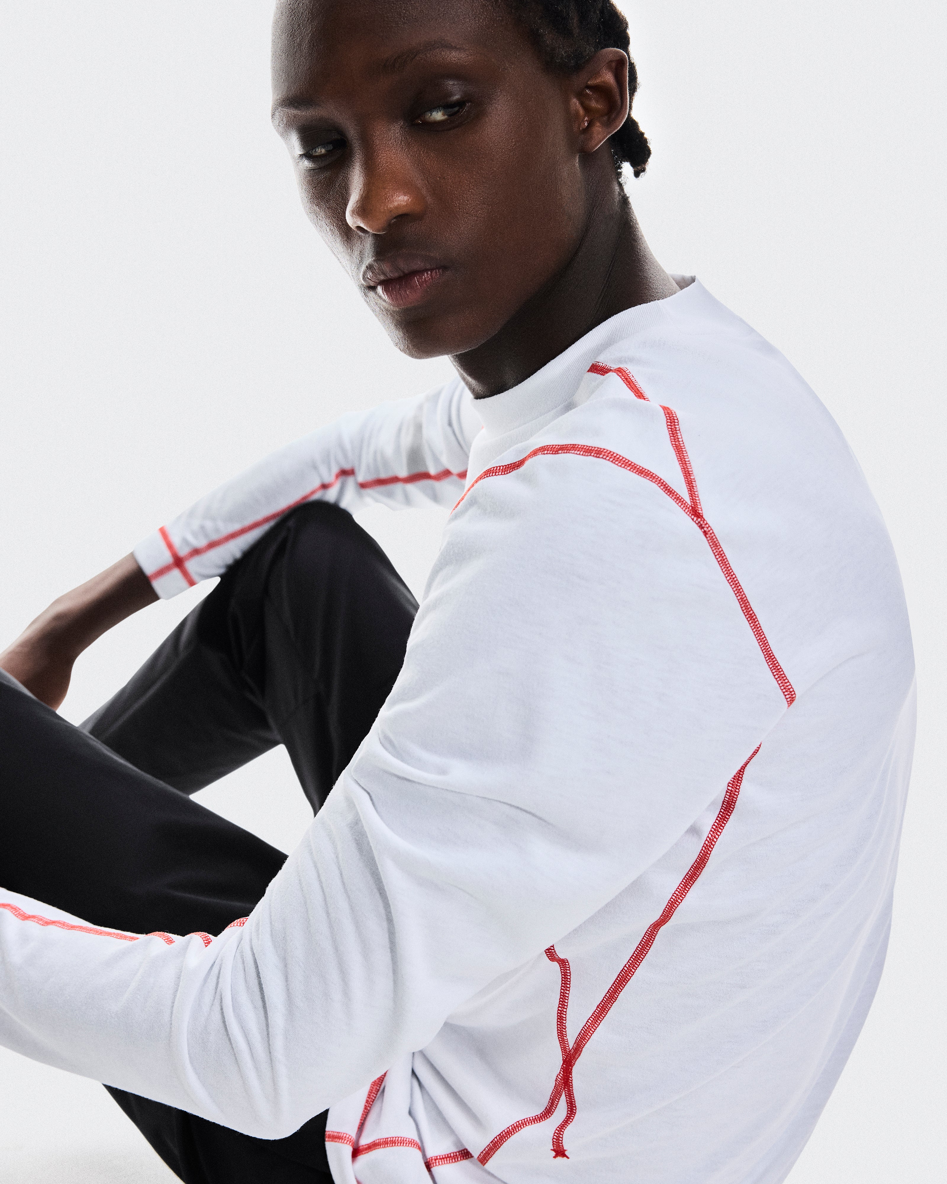 on active long-t graphic White