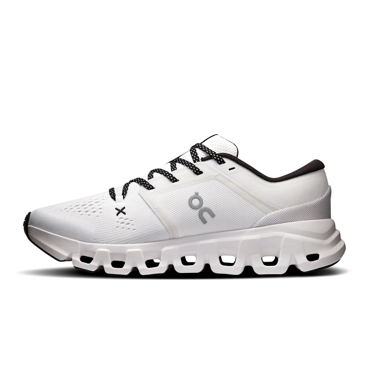 On Cloud X 5 White Black (Women'S)