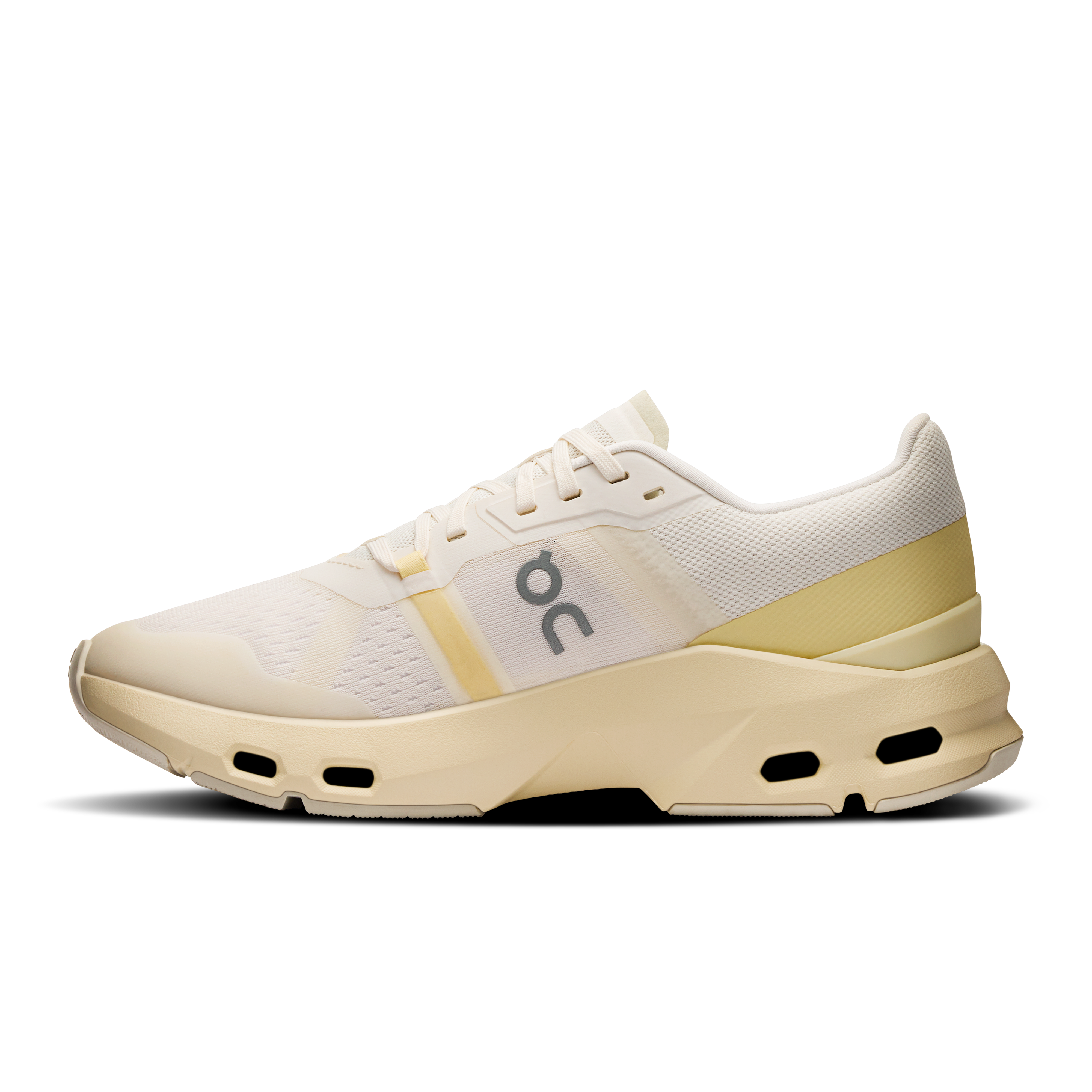 on running cloudpulse ivory tumeric (women's)