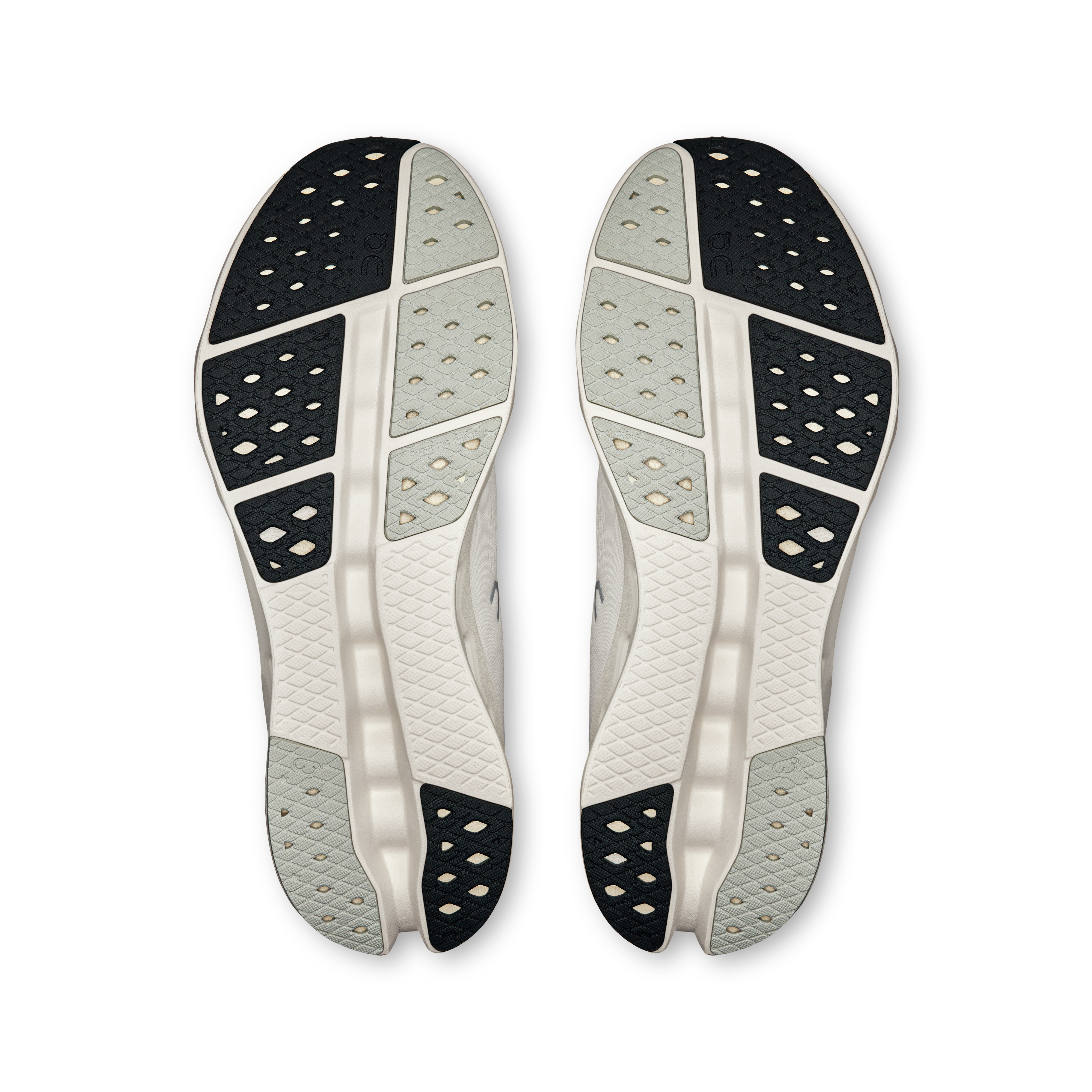 On Cloudsurfer 2 Wide Ivory Ivory