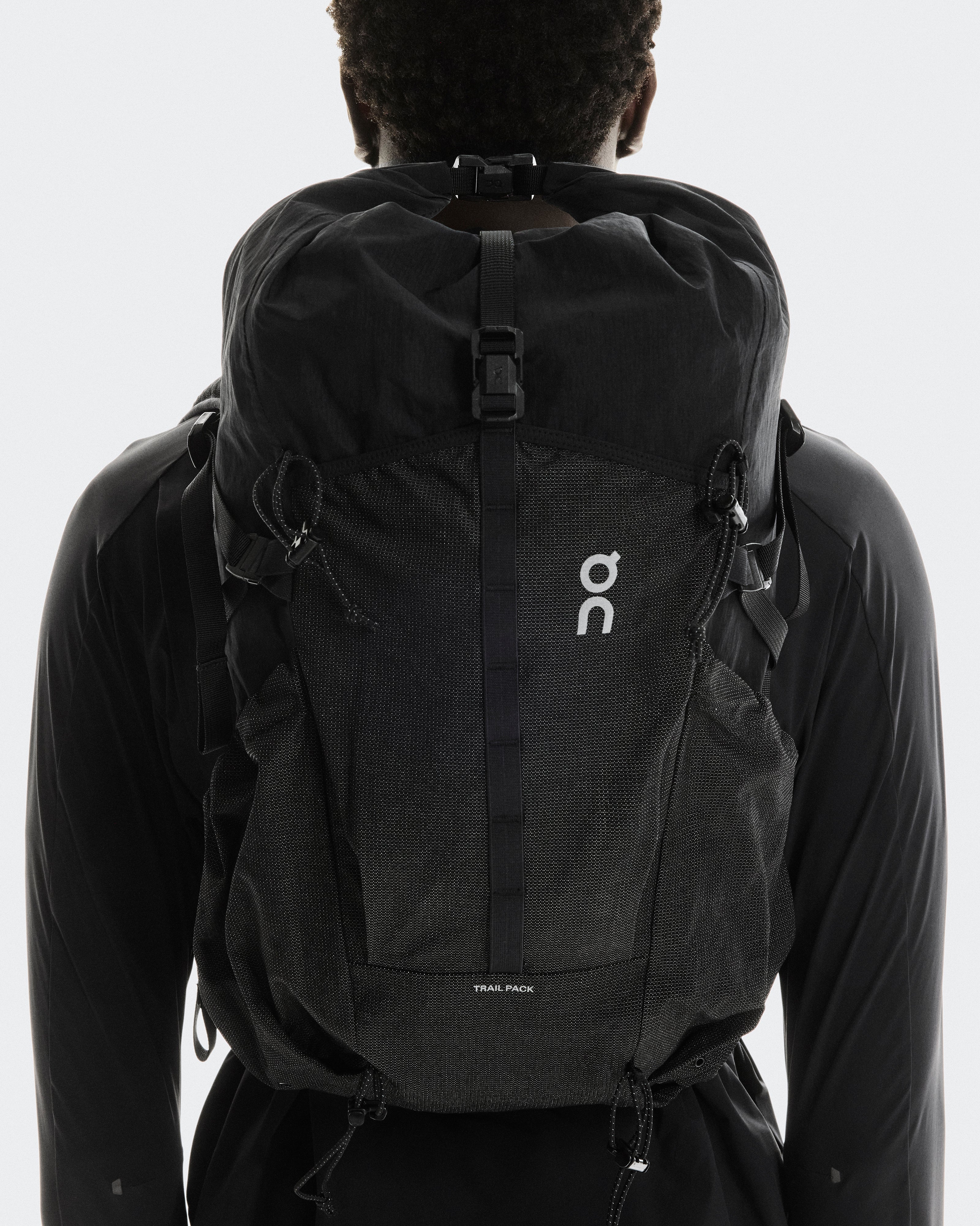 On Trail Pack 20L Black