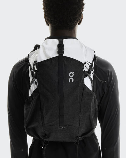 On Trail Pack 20L White | Black