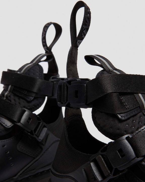 Dr. Martens Vent Xx01 Black - Mens