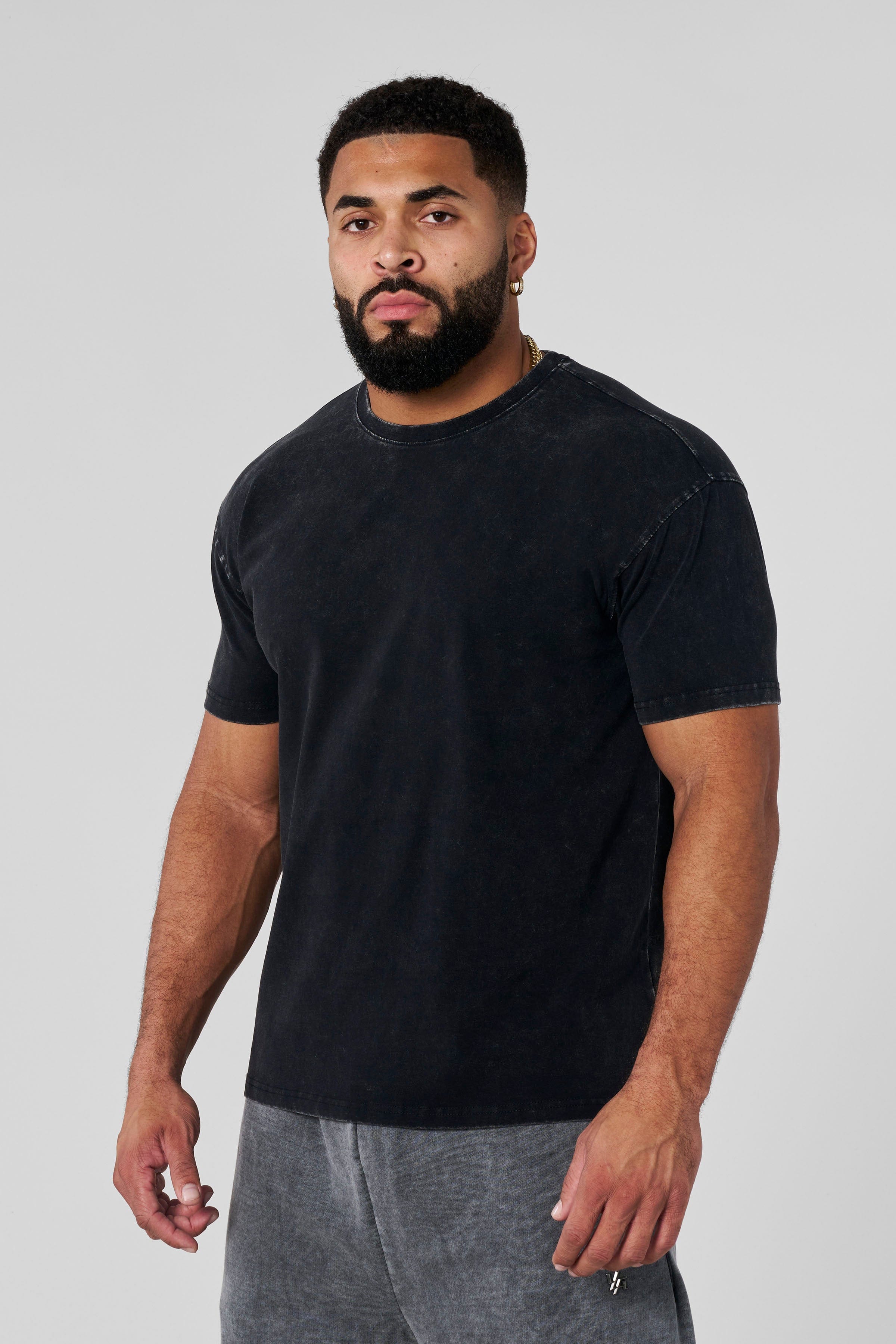 YoungLA 4148 - Elevated Essentials - Fitted Tee Black Wash