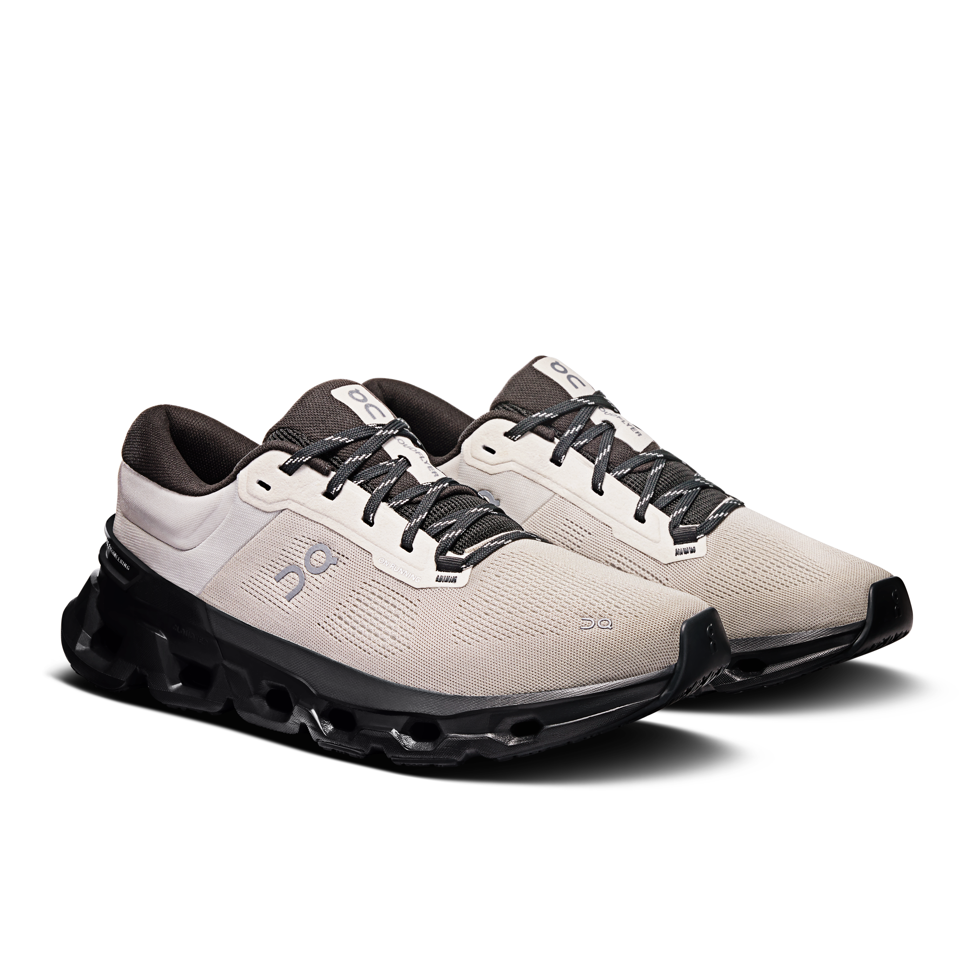 on running cloudflyer 5 wolf black