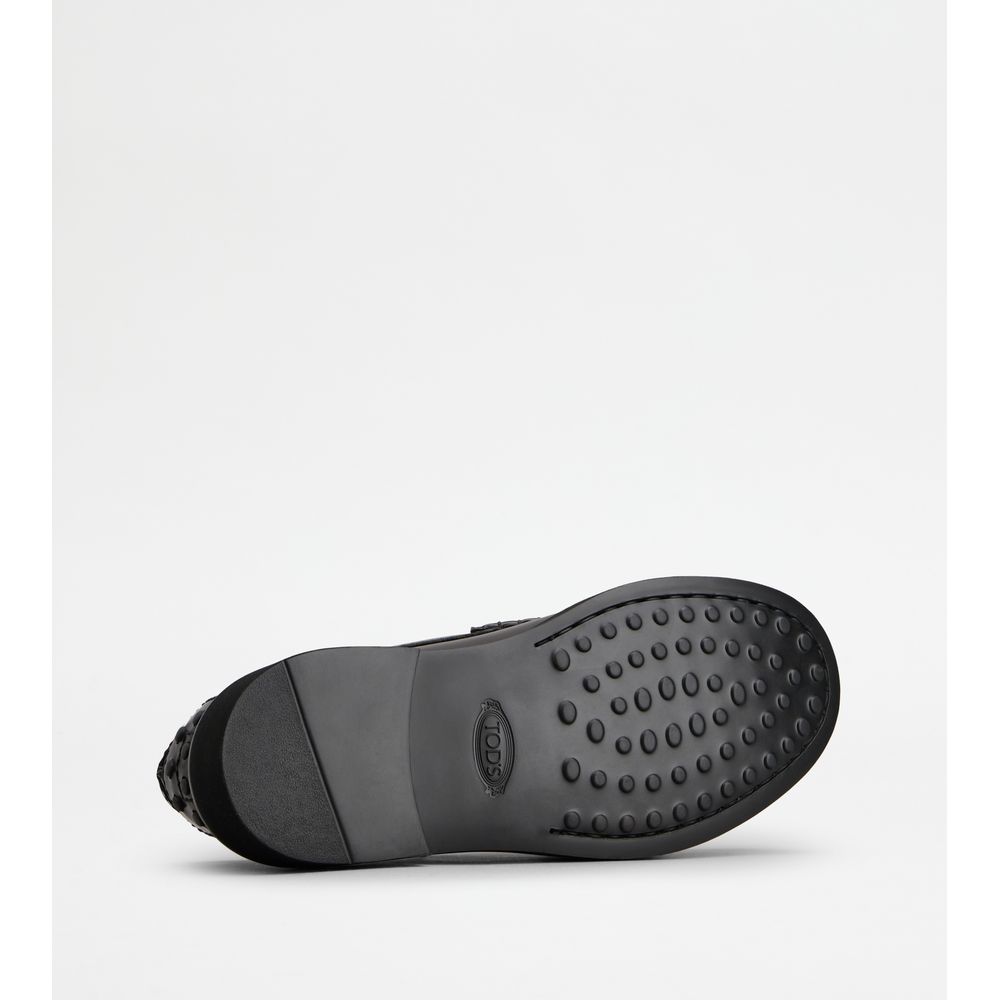 Tods Loafers In Leather Black Mens