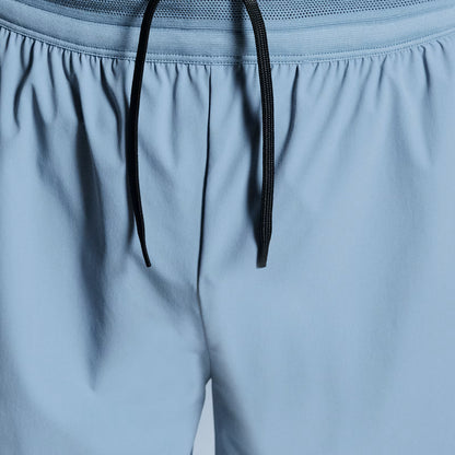 On 7" Performance Shorts Chambray