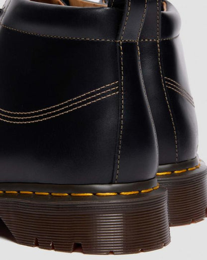 Dr Martens Lowell Chukka - Black