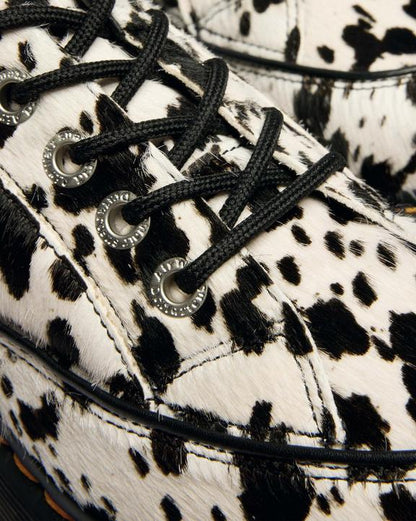 Dr Martens Buzz - Cream & Black