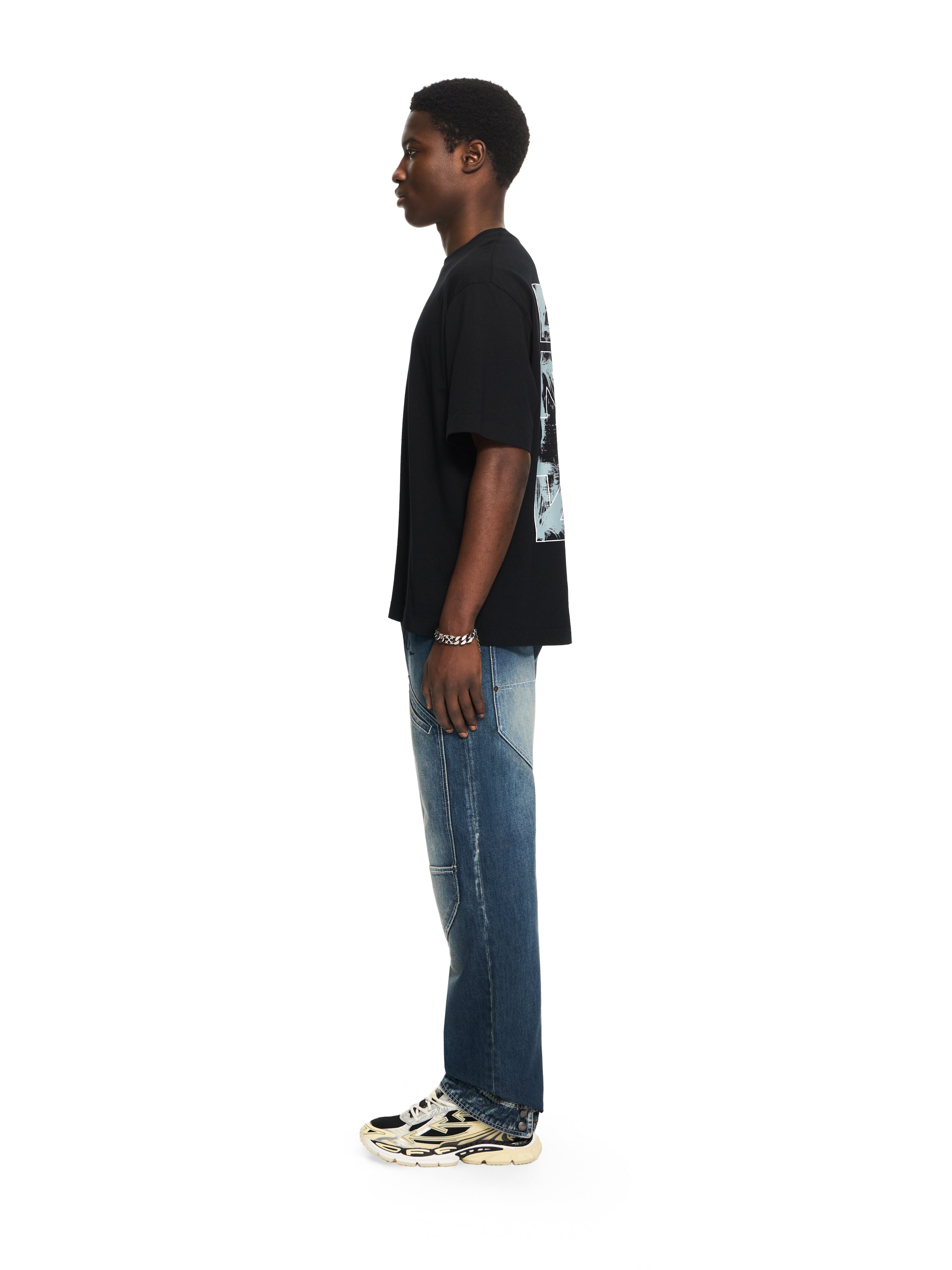Off-White Paint Arrow Skate Tshirt Black Fade