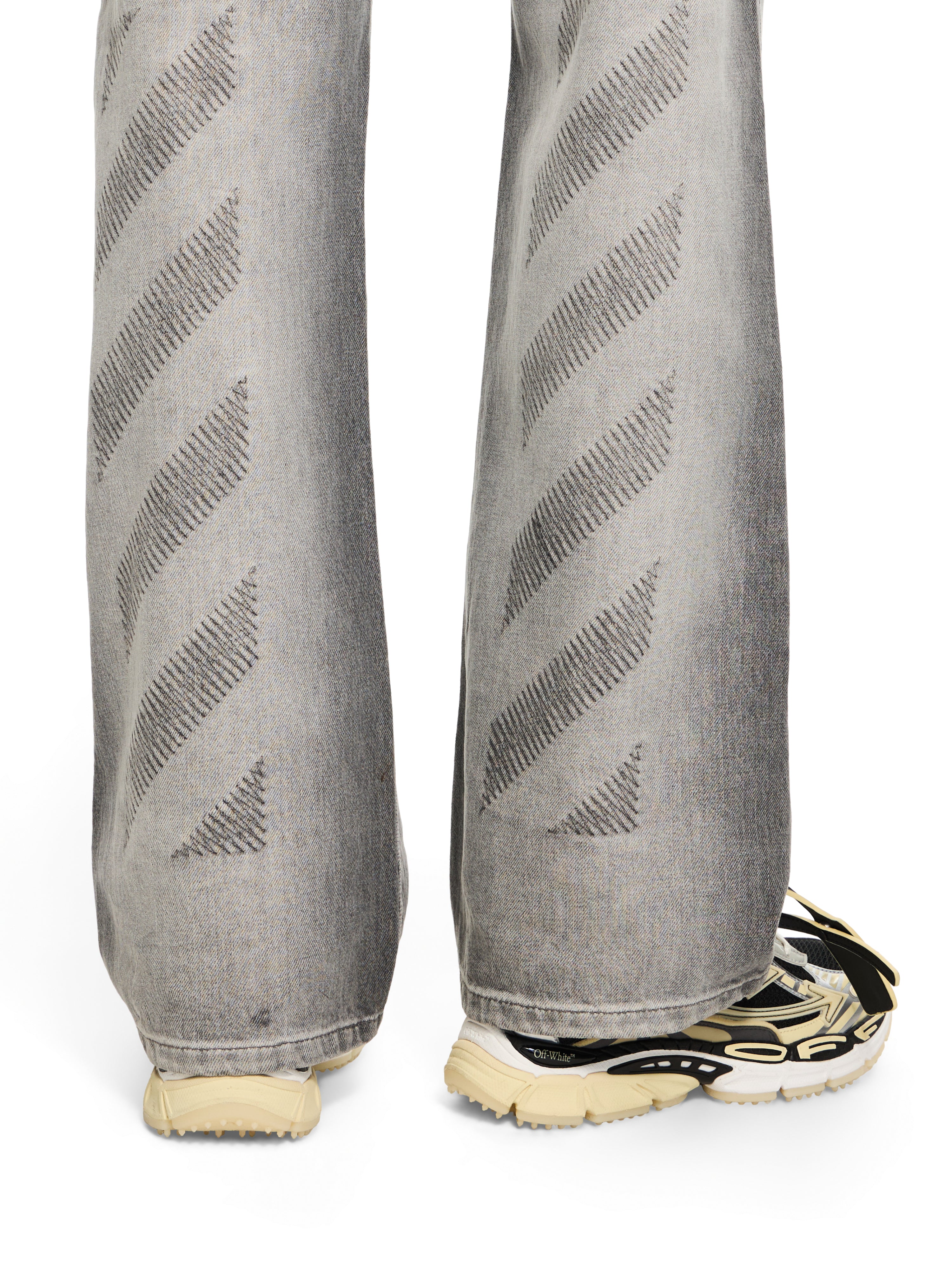 Off-White Diagonal Embroidery Slim Relaxed Jeans Fade