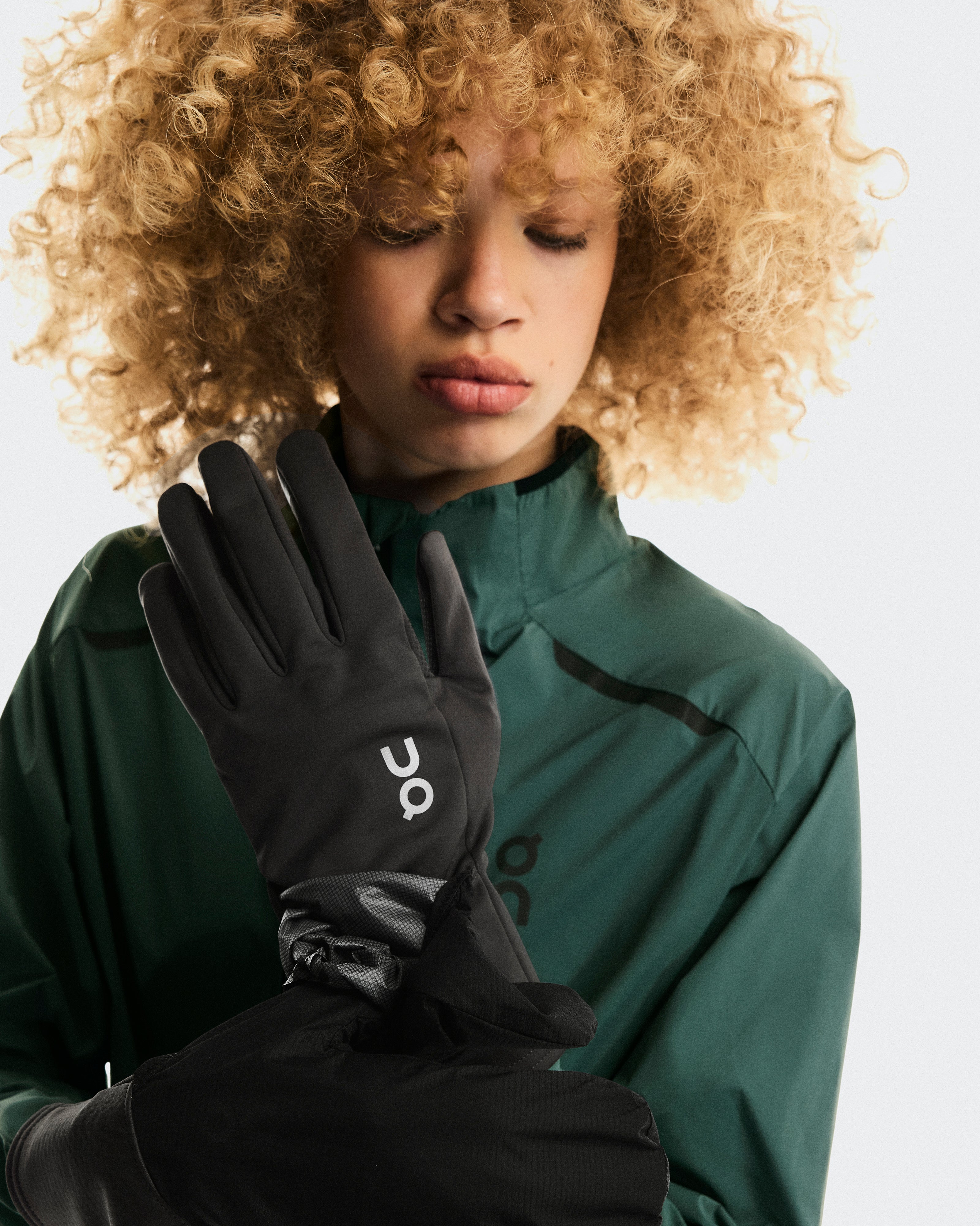 On Winter Run Glove Magnet