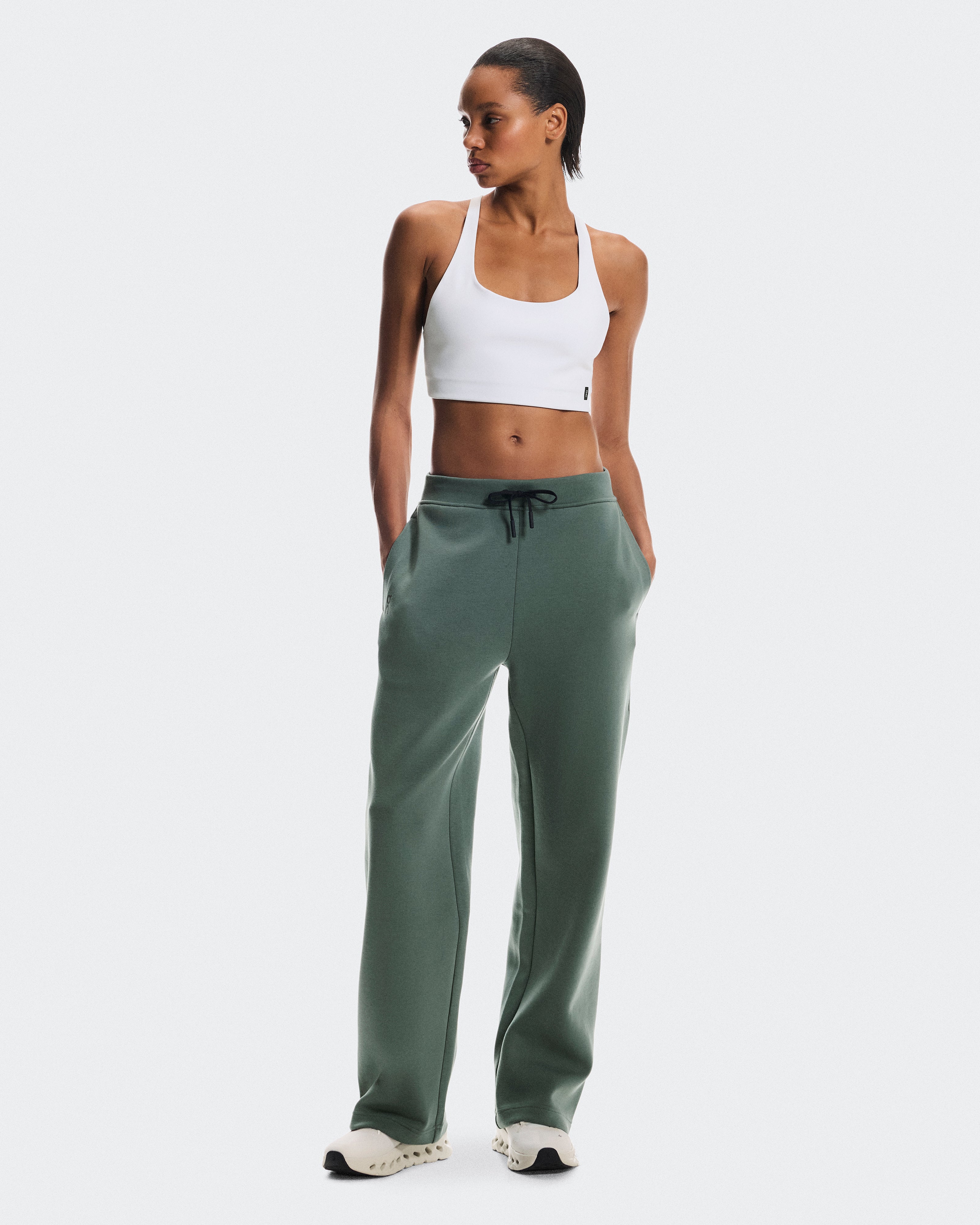 On Focus Tech Sweatpants Olive (Women'S)