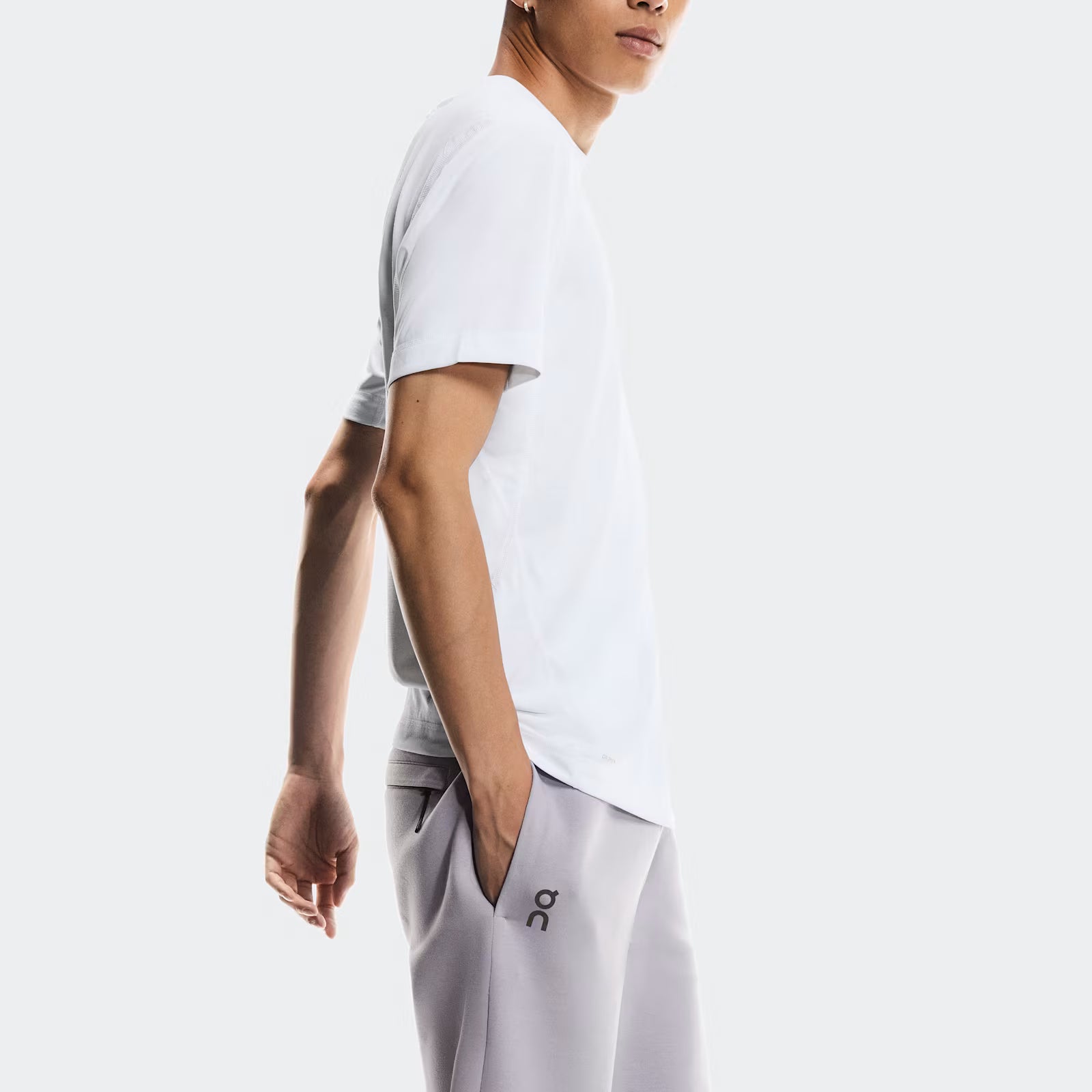 On Focus Tech Sweatpants Lilac