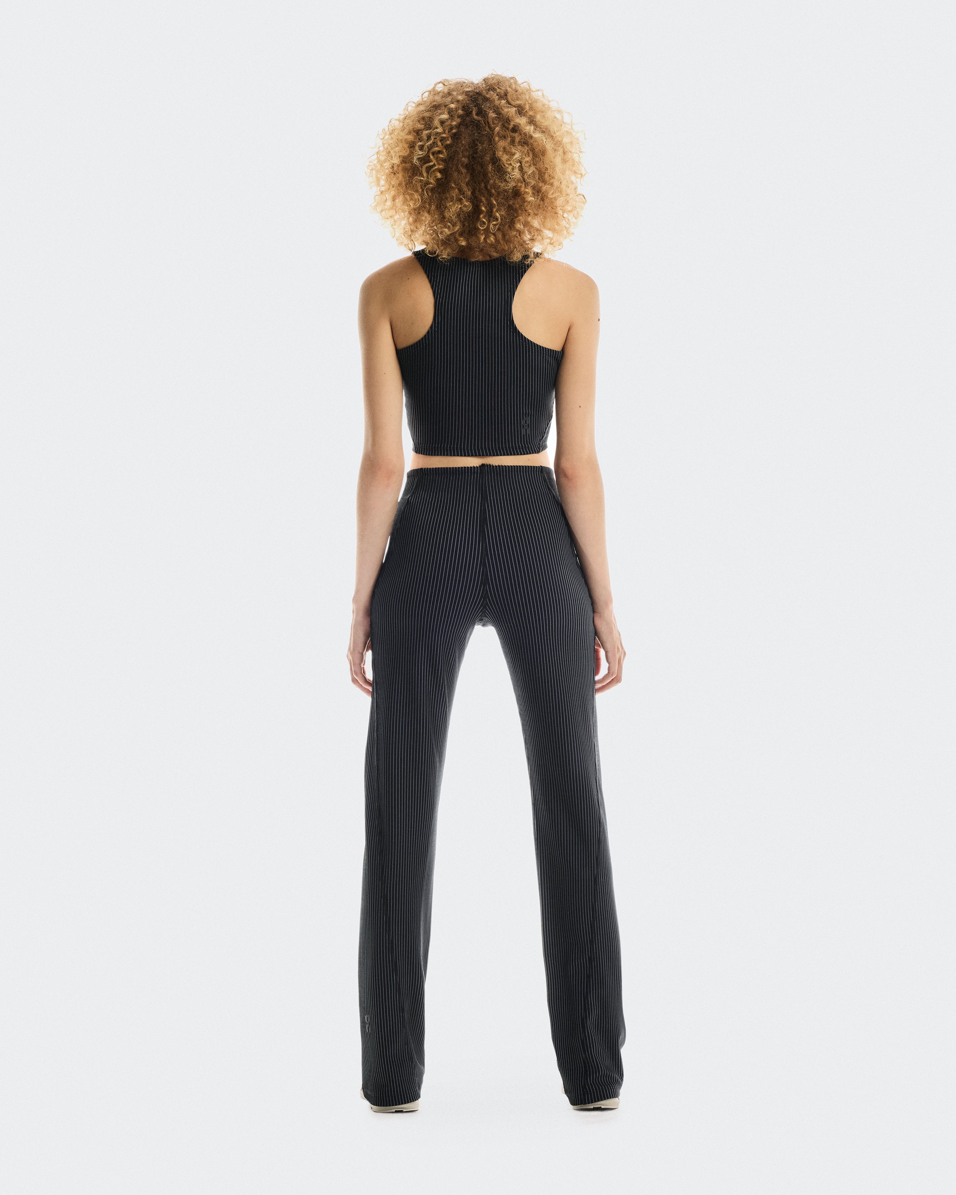 On All-Day Ribbed Crop Black | Rock (Women's)