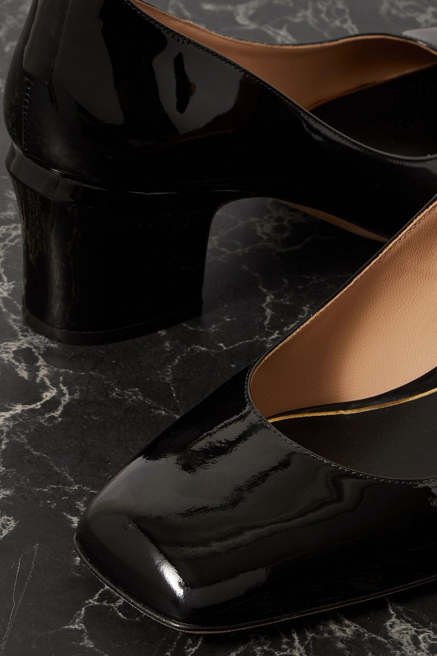 Valentino Garavani Tan-Go 60 Patent-Leather Pumps Black Women's