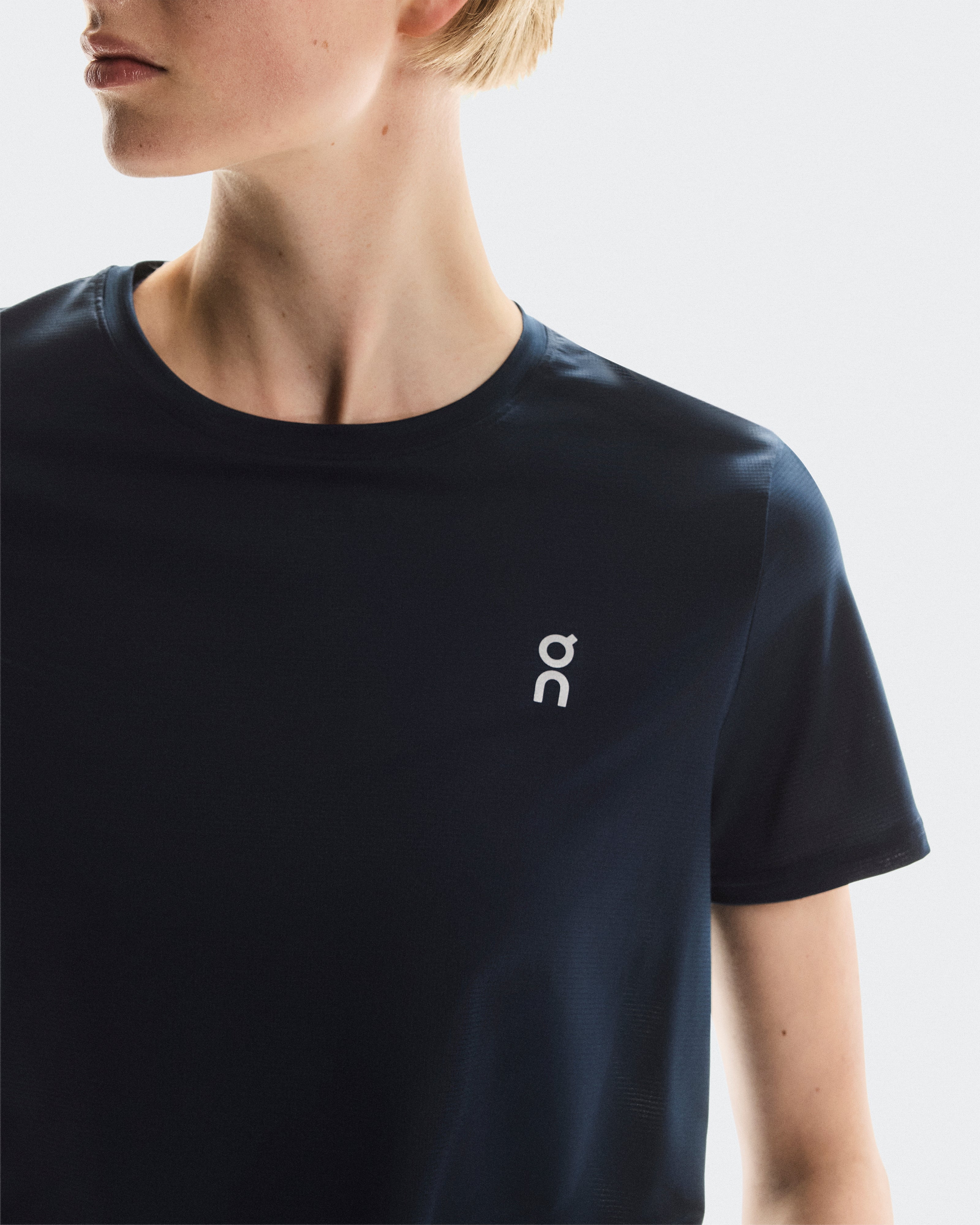 On Core-T Navy (Women's)