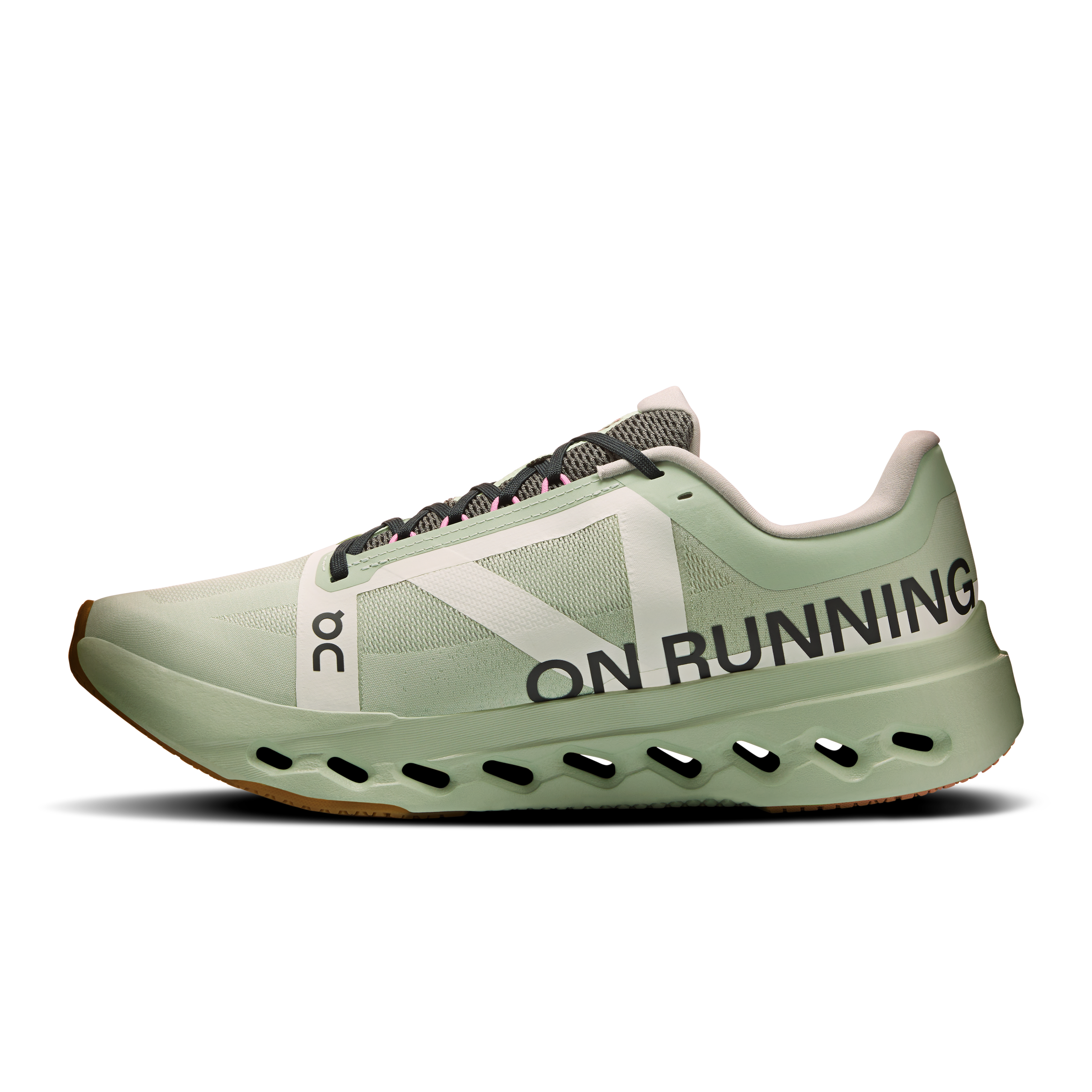 on running cloudsurfer next z5 mineral almon runningd (women's)