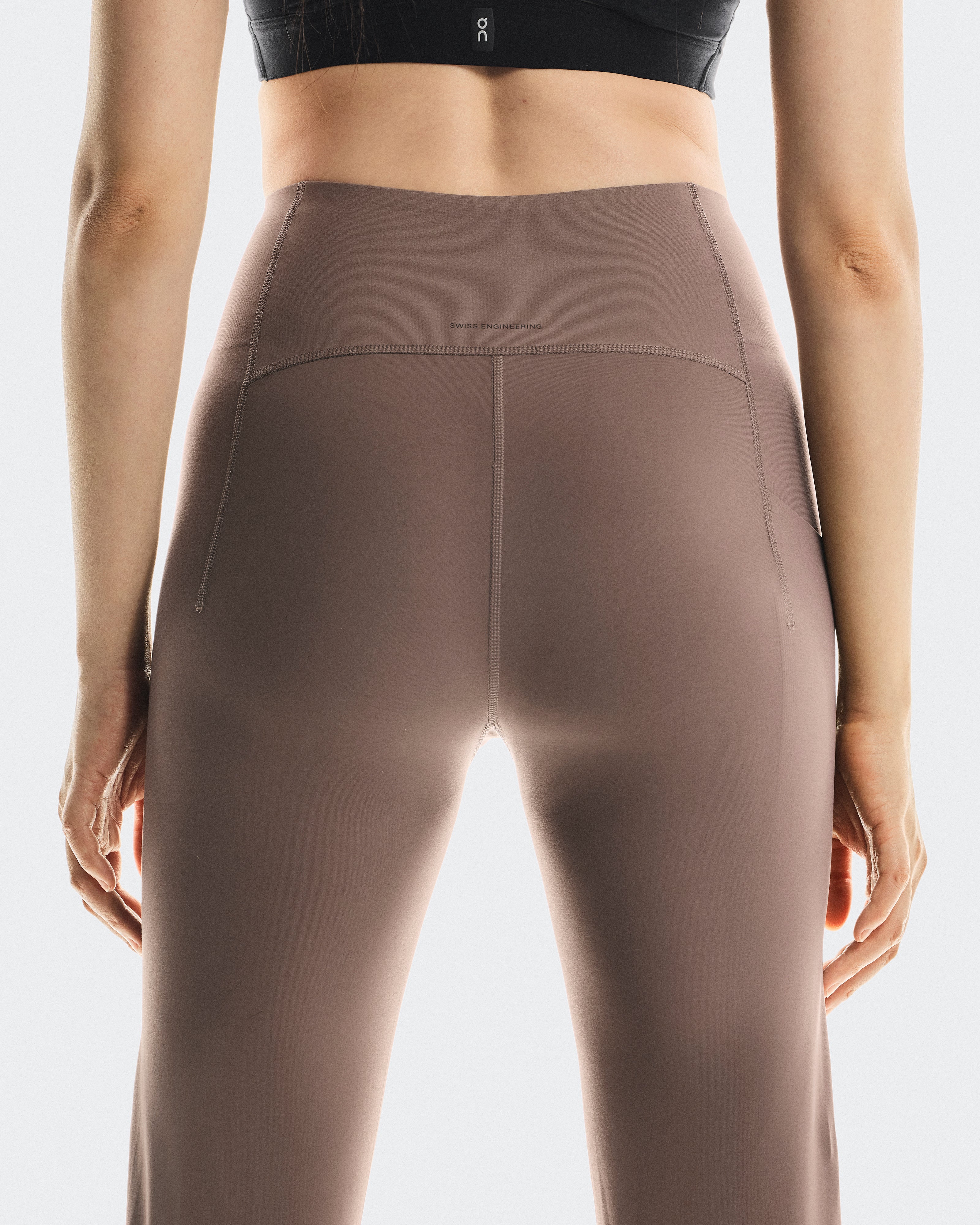 On Studio Flared Tights 32" Ash (Women's)